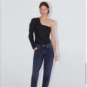 Zara Black One Sleeve Top